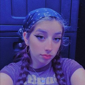 Meet your Posher, Samara